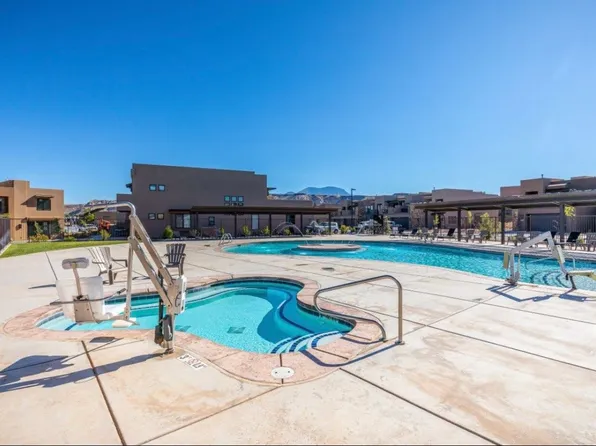 4804 N Winged Foot Dr, St George, UT 84770