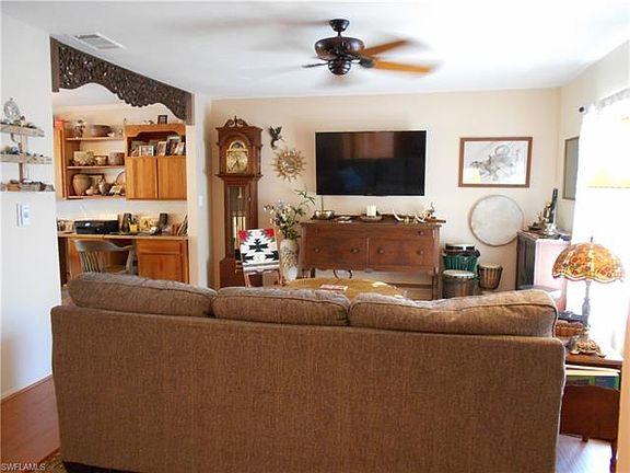 5th image of 1679 Whiskey Creek Dr