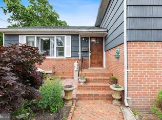 2705 Hughes Rd, Hyattsville, MD 20783