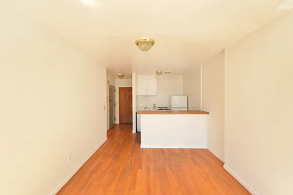 Rented by Compass | media 2