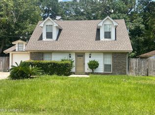 12204 Ollie Rd, Gulfport, MS 39503