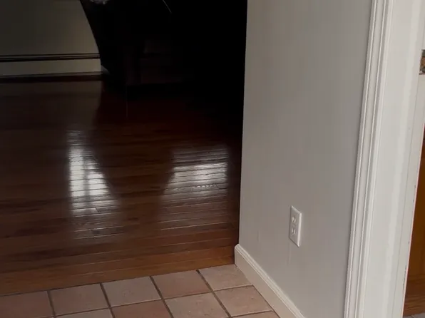 135 Ridgeley Ave #1, Fairfield, CT 06825