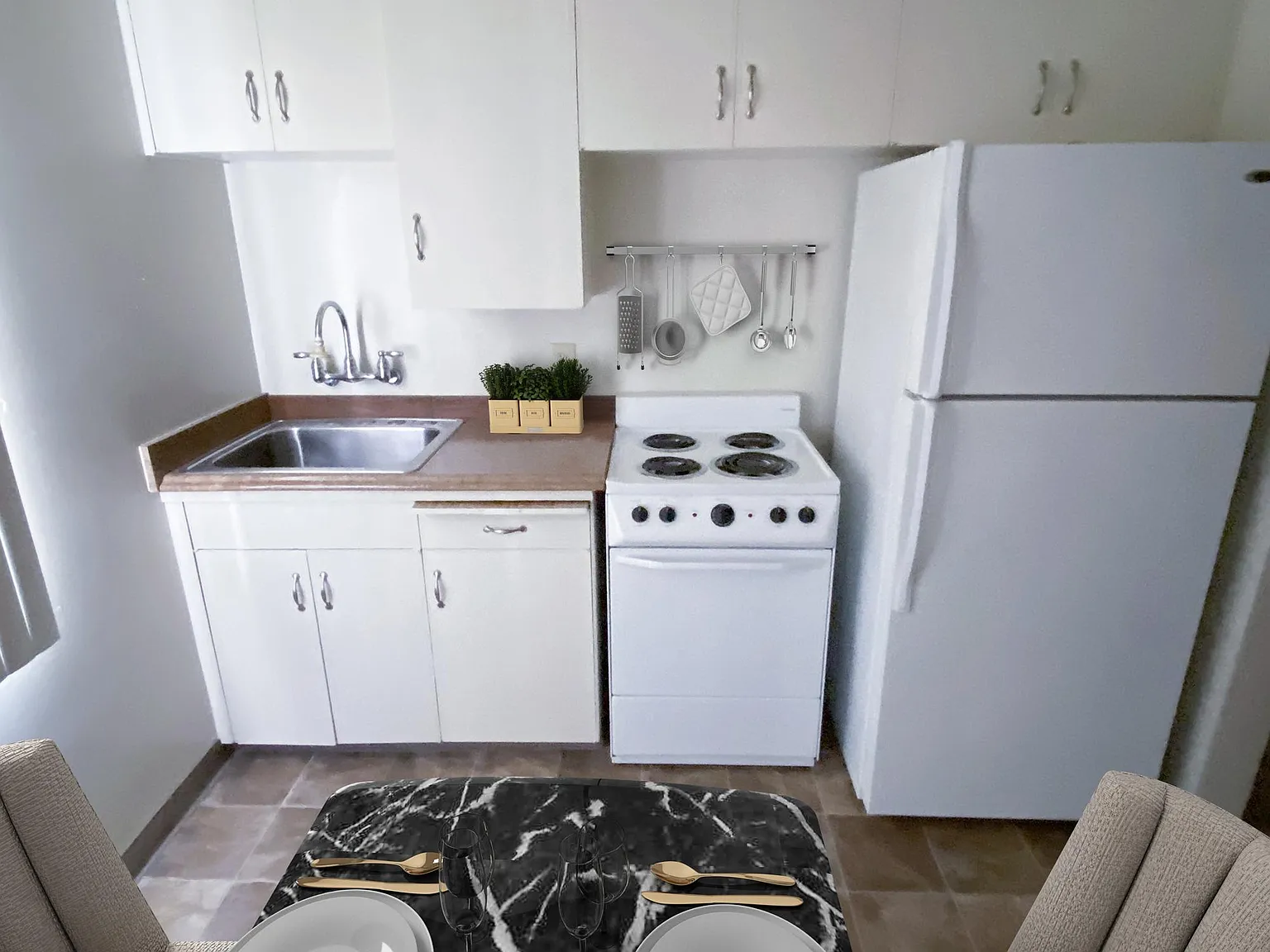 850 Calderon Ave — Photo 3