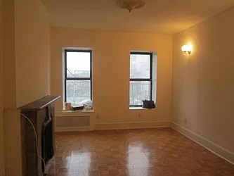 Rented by Aimee Grodanz, LREB
