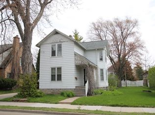 626 Bowen St, Oshkosh, WI 54901