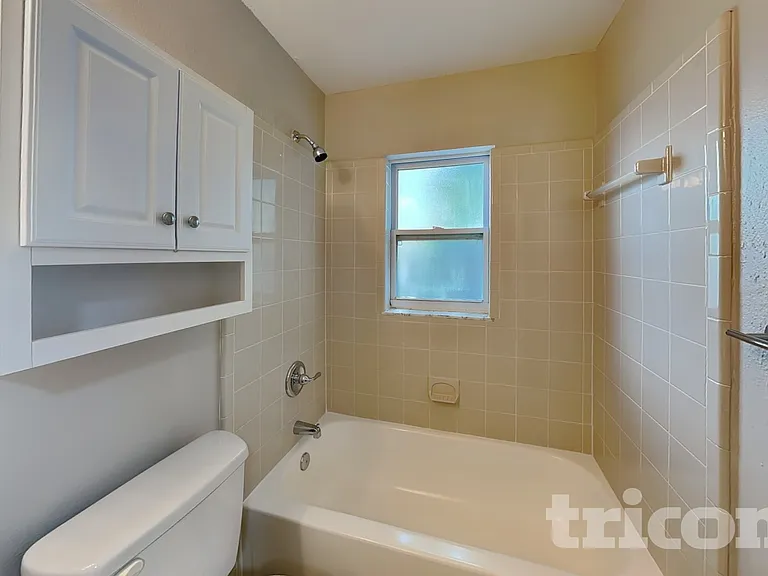 2810 Manor Hill Dr — Photo 13