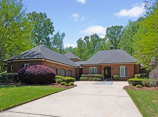 224 Valley Rd, Ridgeland, MS 39157