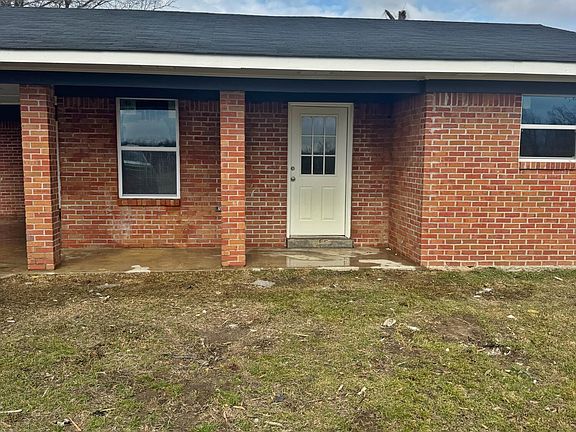 4th image of 3305 Miller Rd