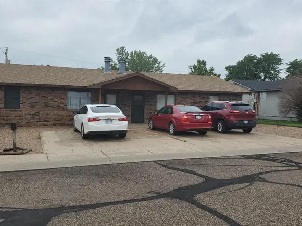 1651 Countryside Dr, Liberal, KS 67901