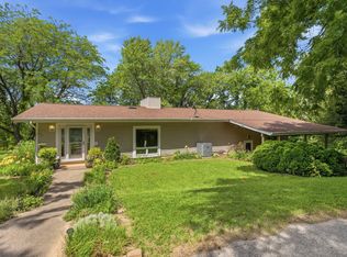 2049 Mississippi View Dr, Muscatine, IA 52761