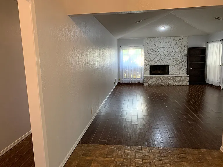 6453 N College Ave — Photo 7