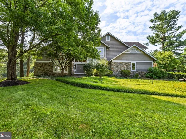 1917 Old Court Rd, Baltimore, MD 21204