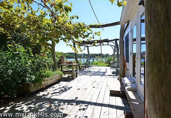 Walkway to main house