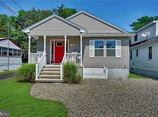 39 E Point Pleasant Ave, Ocean Gate, NJ 08740