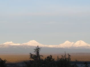 14221 SW Mountain View Dr, Powell Butte, OR 97753