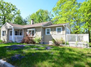 9 Barnes St, Manchester, NH 03104