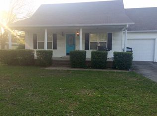 555 Main St, Atwood, TN 38220