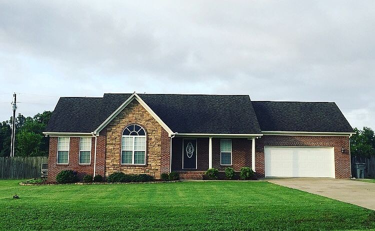 1st image of 100 S Blue Heron Dr