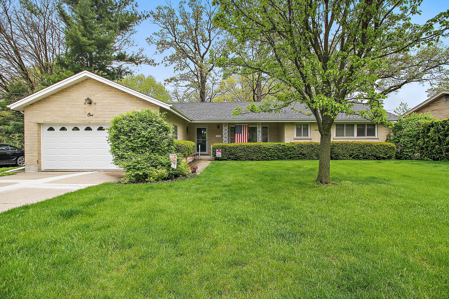 1 Kettering Ln photo 1