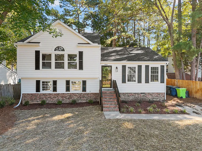 4804 Tolley Ct — Photo 3