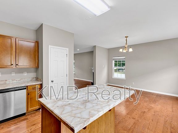 5th image of 10350 Stineway Ct