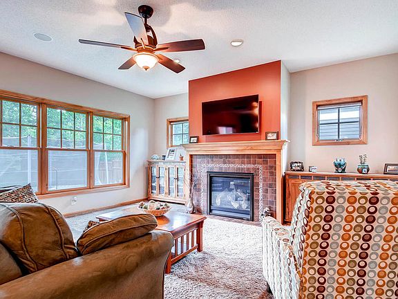4th image of 11504 Arrowood Ln N