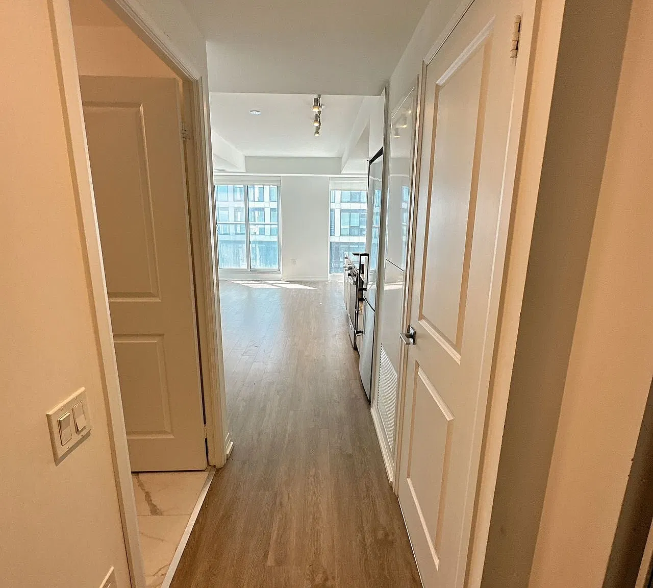 1 bed, $2,350 — Photo 3