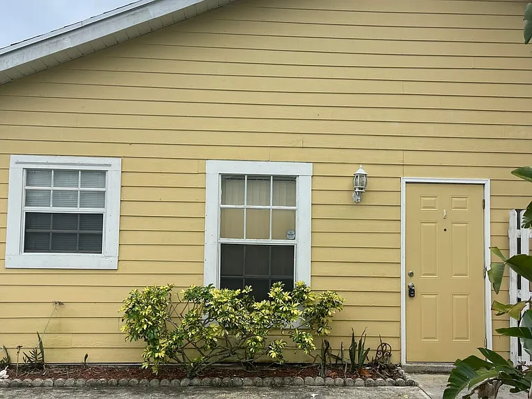 1534 Royal Forest Ct — Photo 19