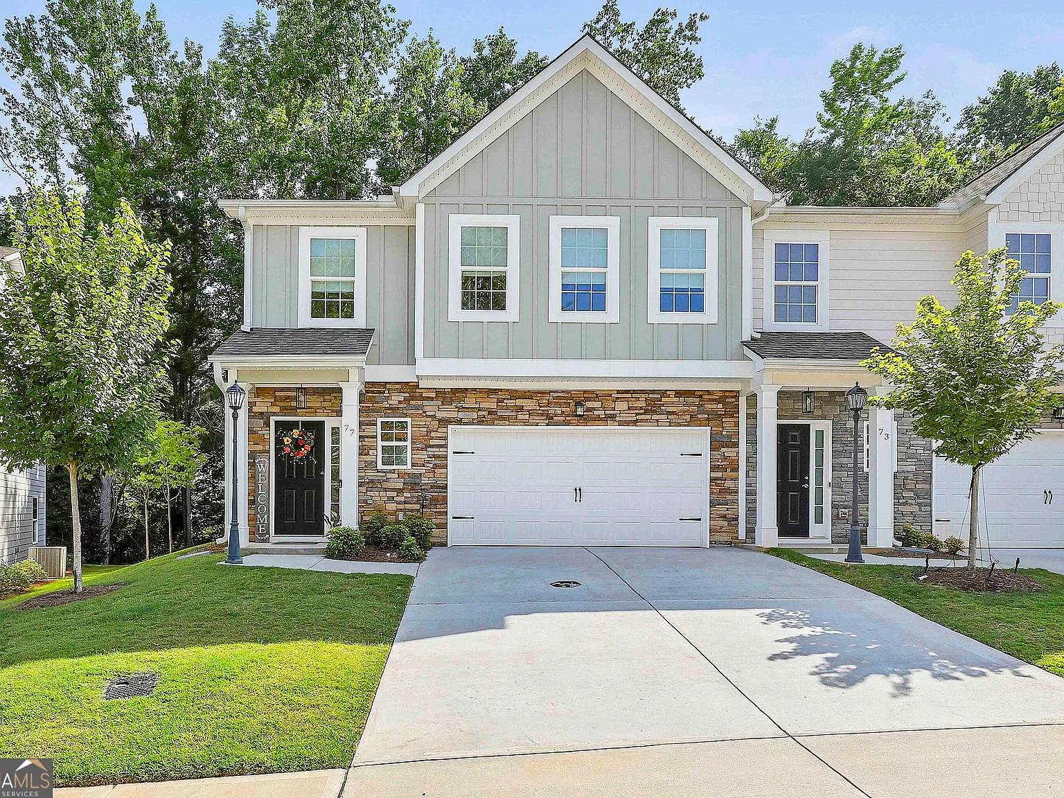 3 bed, 2.5 bath, 1880 sqft, $2,250 — Photo 2