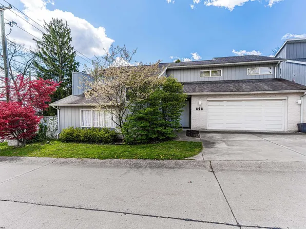 898 Stewart Pl, Morgantown, WV 26505