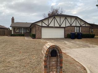 2015 Lankestar Way, Yukon, OK 73099