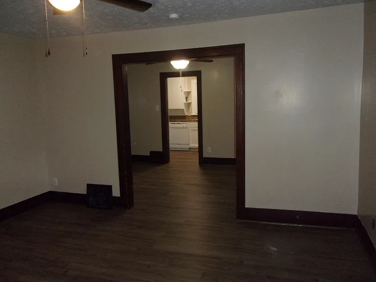 430 Keenan Ave — Photo 7