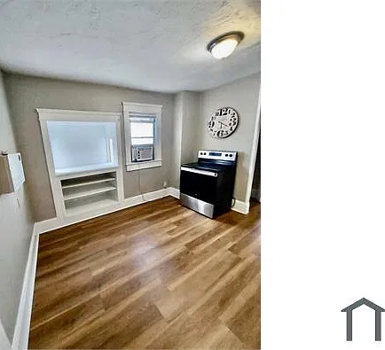 307 S Grandview Ave — Photo 2