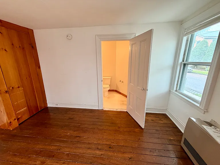 27 George St #A — Photo 9