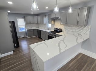 22 Common St, Natick, MA 01760