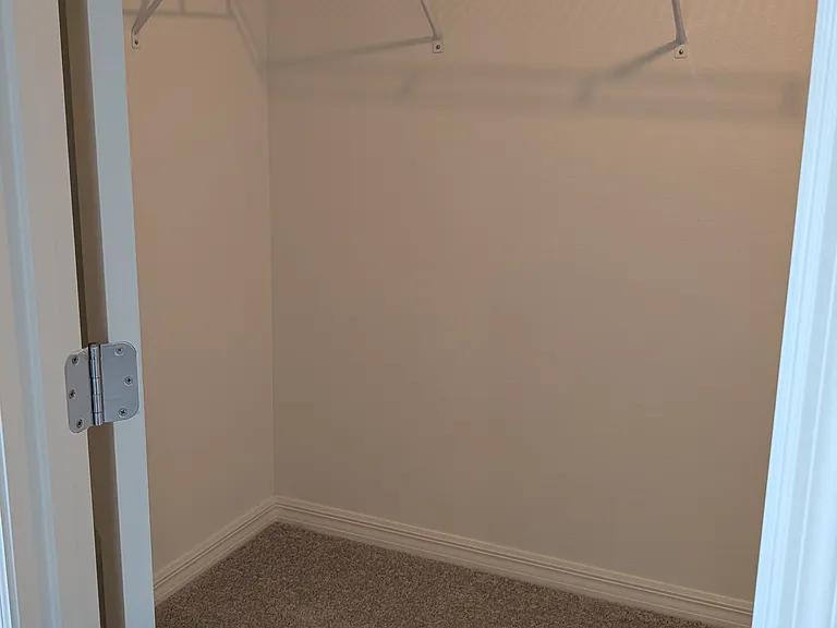 17247 Southern Haven Dr — Photo 14