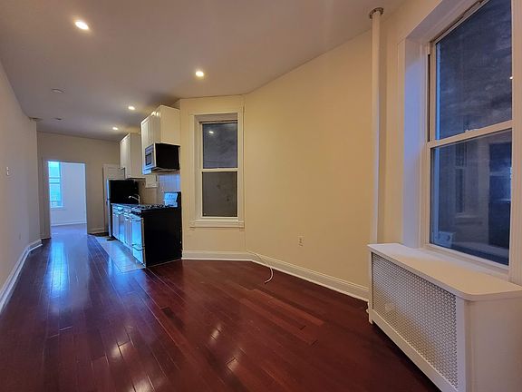 2nd image of 421 W 43rd St #S