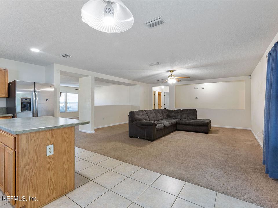 1st image of 1484R Dunns Lake Dr