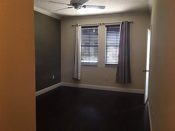 5th image of 530 NE 3rd Ave