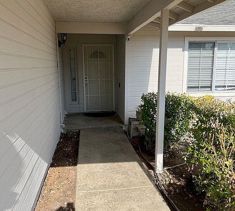4th image of 14924 Brigadoon Ln
