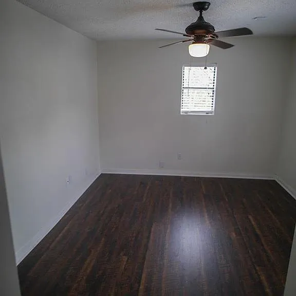 1166 Ridgeway Dr — Photo 14