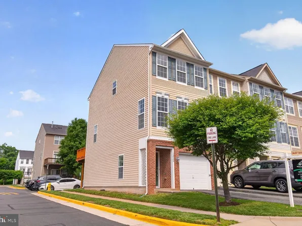 15700 John Diskin Cir, Woodbridge, VA 22191