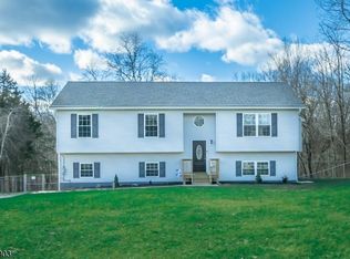 39 Cooke Rd, Blairstown, NJ 07825