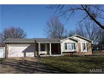 910 Parma Dr photo 1