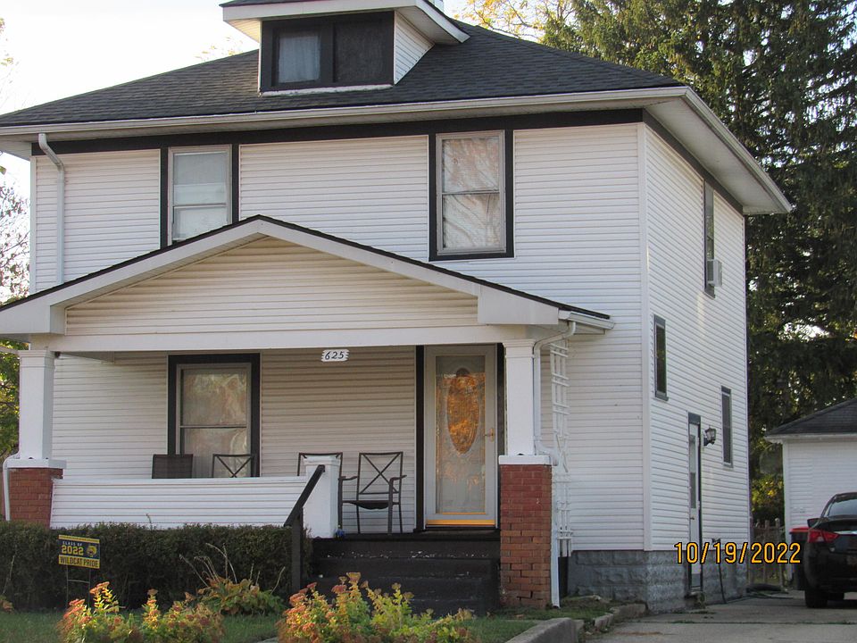 2nd image of 625 E Grand Ave