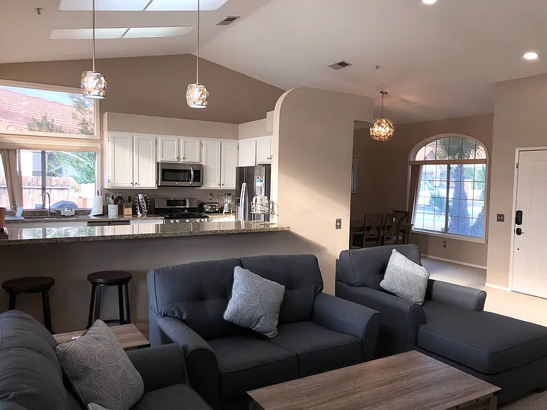 9693 El Rio Ln — Photo 2
