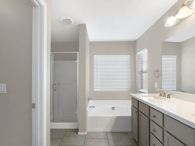 4042 W Valley View Dr — Photo 21