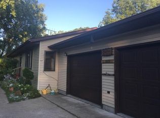 302 Parrish St, Genoa, WI 54632