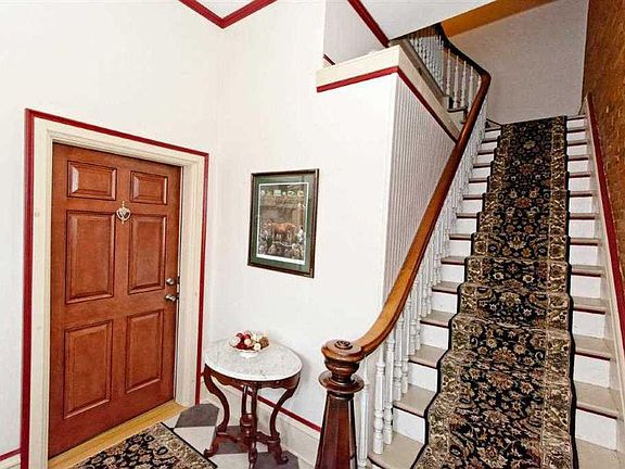 3rd image of 25 Clinton St Floor 3