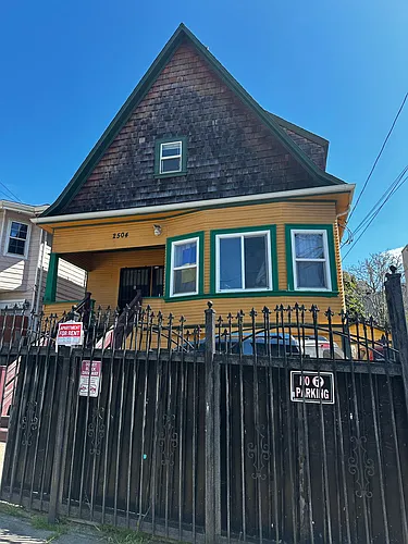 2504 23rd Ave #B Photo 1